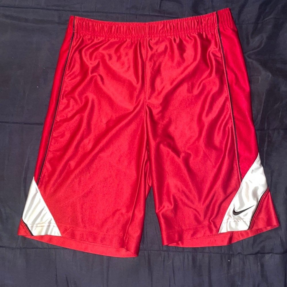 🟥RED Nike shorts 90’s